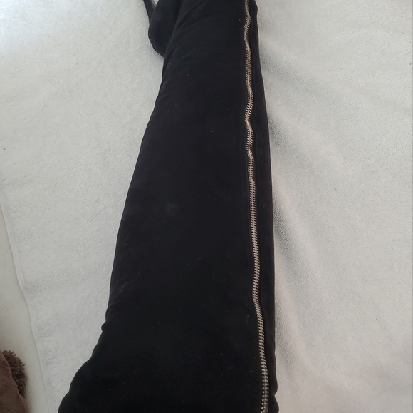 Thigh high front zip faux suede boots - Picture 6 of 8